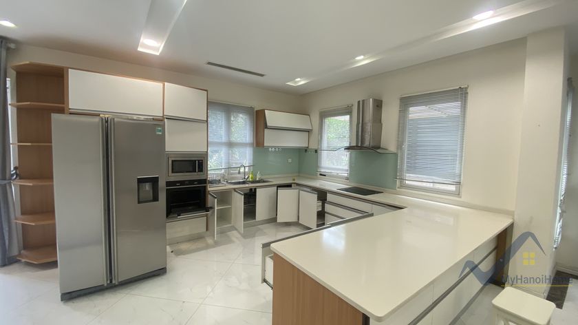 Thuê biệt thự song lập đầy đủ đồ Vinhomes Riverside, 4PN có sông 5