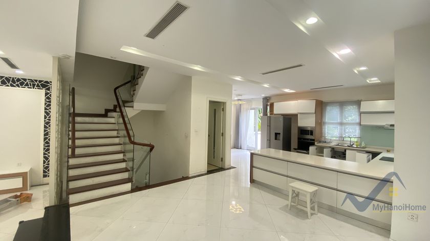 Thuê biệt thự song lập đầy đủ đồ Vinhomes Riverside, 4PN có sông 6
