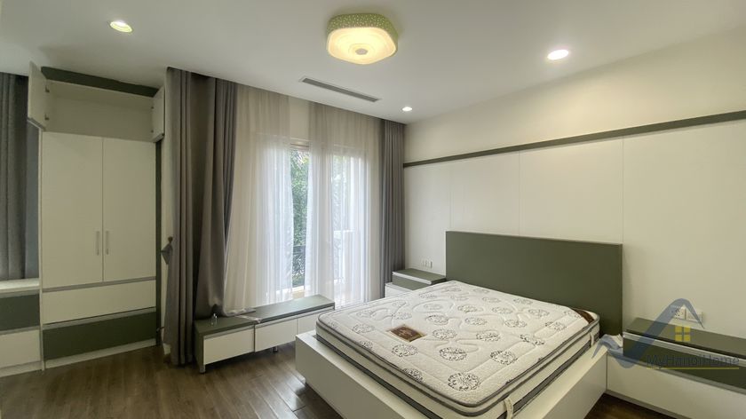 Thuê biệt thự song lập đầy đủ đồ Vinhomes Riverside, 4PN có sông 8