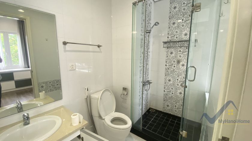 Thuê biệt thự song lập đầy đủ đồ Vinhomes Riverside, 4PN có sông 12