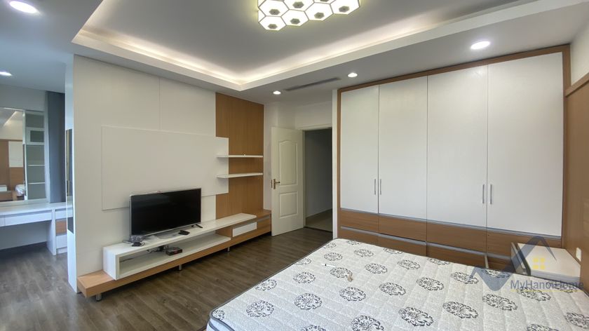 Thuê biệt thự song lập đầy đủ đồ Vinhomes Riverside, 4PN có sông 14