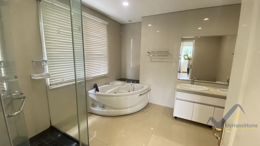 Thuê biệt thự song lập đầy đủ đồ Vinhomes Riverside, 4PN có sông 16