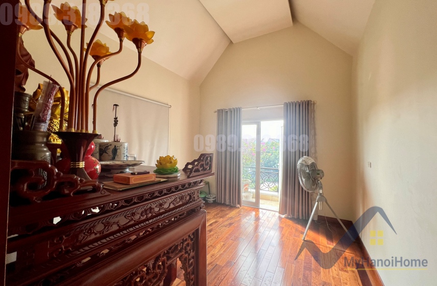 Thuê biệt thự song lập Vinhome Riverside gần BIS, có tầng hầm 17
