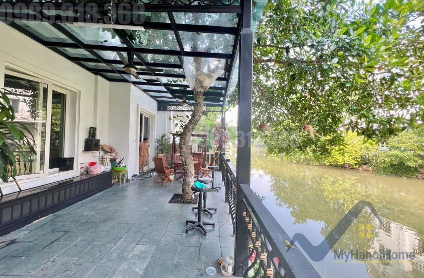 Thuê biệt thự song lập Vinhome Riverside gần BIS, có tầng hầm 5