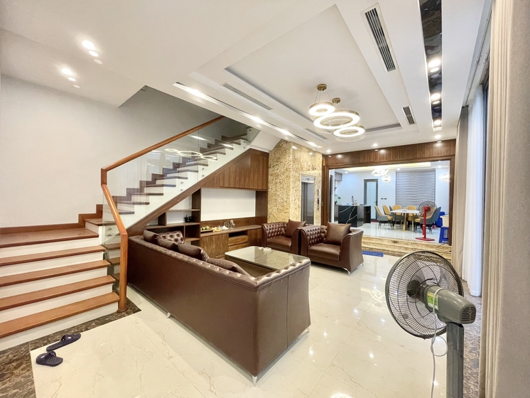 Thuê biệt thự song lập Vinhomes Harmony giai đoạn 2, full nội thất 3