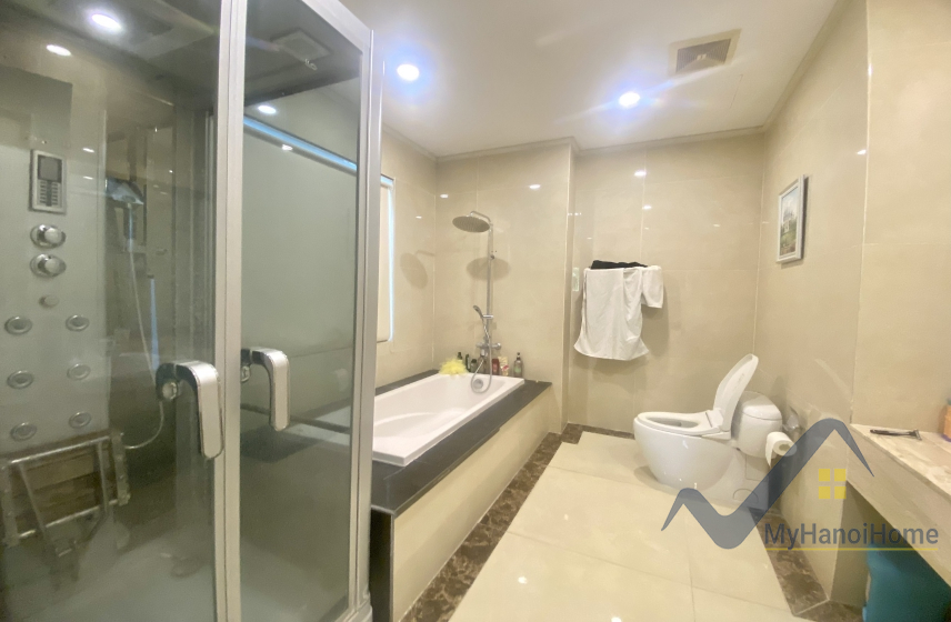 Thuê biệt thự song lập Vinhomes Riverside đầy đủ nội thất, gần BIS 12
