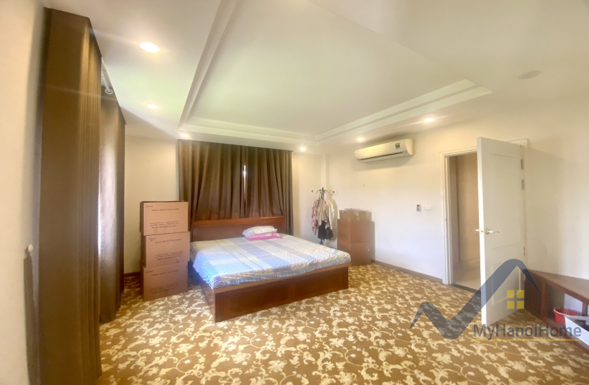 Thuê biệt thự song lập Vinhomes Riverside đầy đủ nội thất, gần BIS 16
