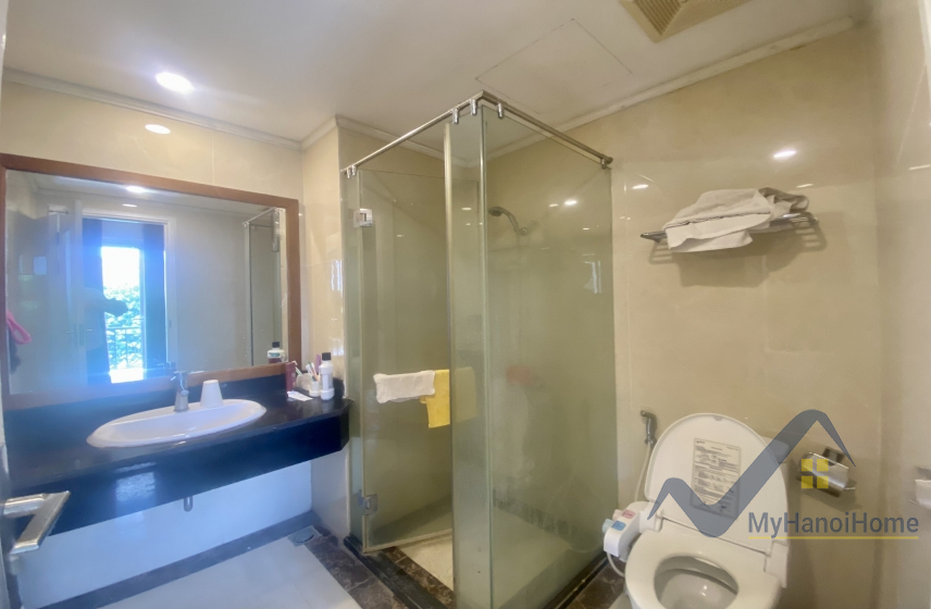 Thuê biệt thự song lập Vinhomes Riverside đầy đủ nội thất, gần BIS 18