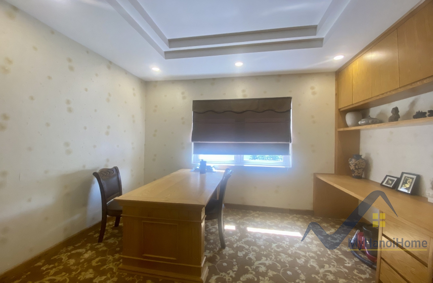 Thuê biệt thự song lập Vinhomes Riverside đầy đủ nội thất, gần BIS 19