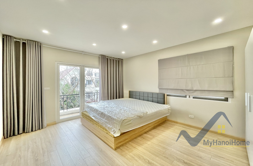 Thuê biệt thự song lập Vinhomes Riverside đủ đồ có sông, 4PN 14
