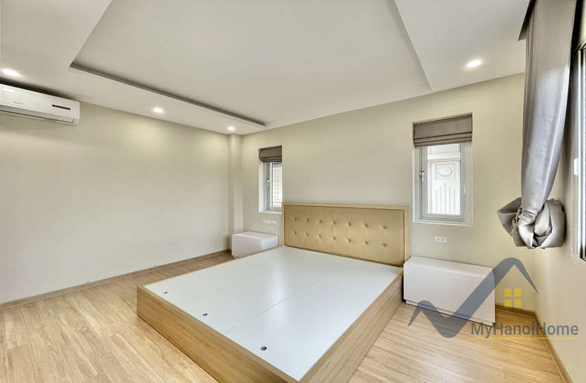 Thuê biệt thự song lập Vinhomes Riverside đủ đồ có sông, 4PN 17