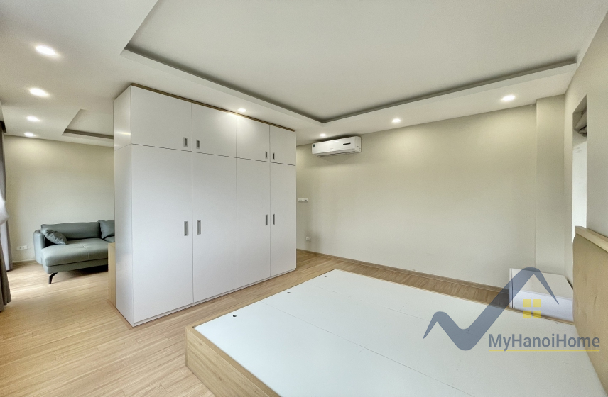 Thuê biệt thự song lập Vinhomes Riverside đủ đồ có sông, 4PN 18
