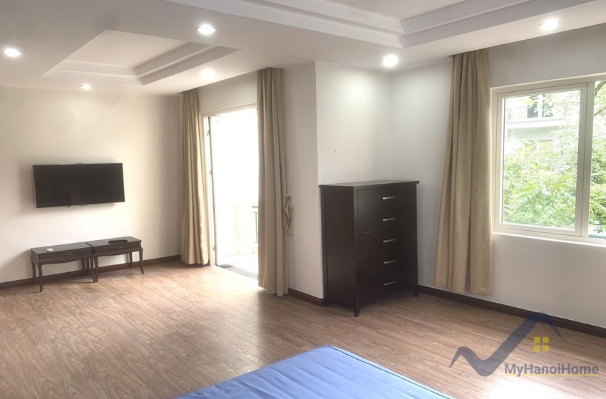 Thuê biệt thự song lập Vinhomes Riverside đủ đồ gần Almaz 12