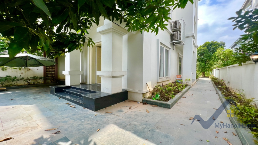 Thuê biệt thự song lập Vinhomes Riverside Hanoi, full nội thất, 4pn 21