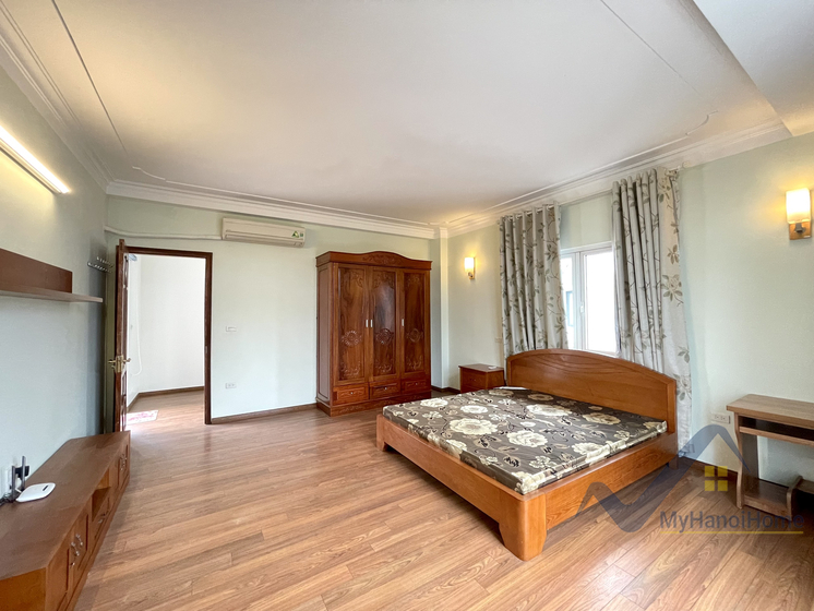 Thuê biệt thự Vinhomes Riverside, full đồ căn đơn lập 15