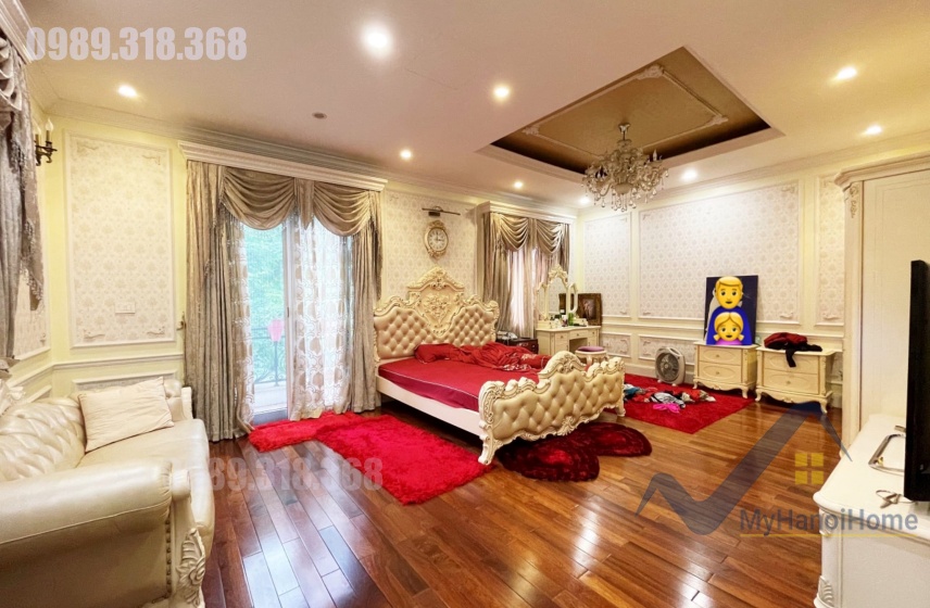 Thuê biệt thự Vinhomes Riverside full nội thất, phòng xông hơi 12