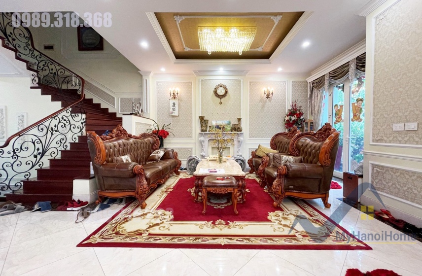 Thuê biệt thự Vinhomes Riverside full nội thất, phòng xông hơi 2