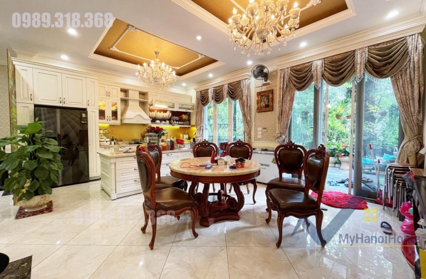 Thuê biệt thự Vinhomes Riverside full nội thất, phòng xông hơi 5