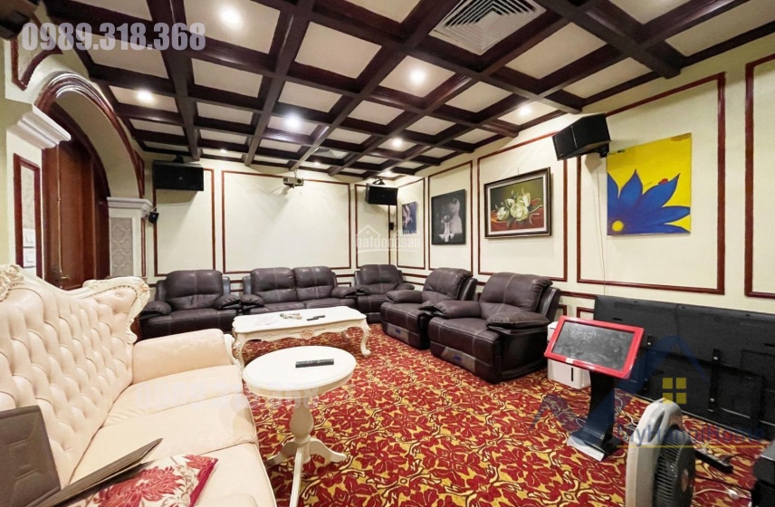 Thuê biệt thự Vinhomes Riverside full nội thất, phòng xông hơi 8