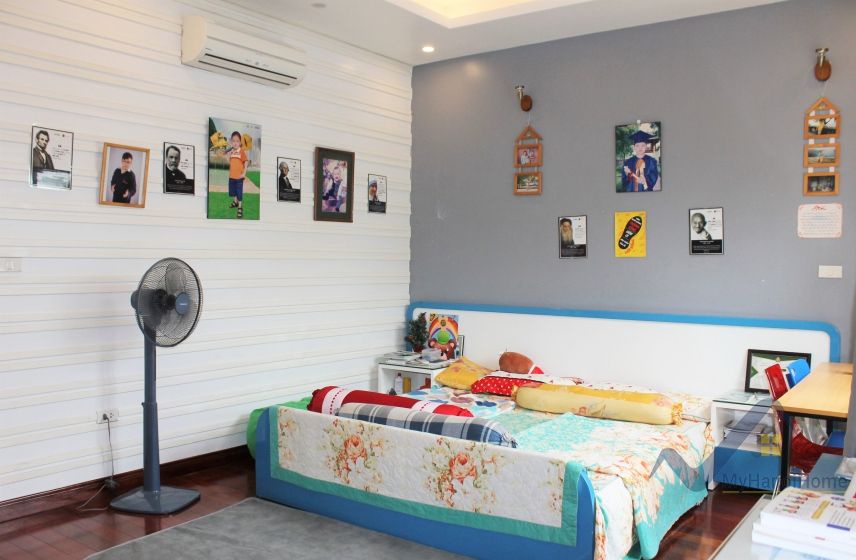Thuê biệt thự Vinhomes Riverside full nội thất Tân Cổ Điển 18