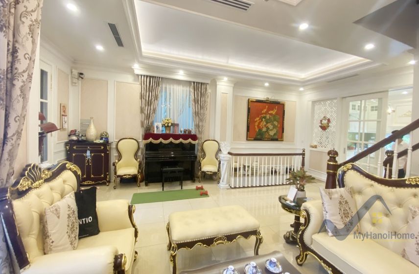 Thuê biệt thự Vinhomes Riverside full nội thất Tân Cổ Điển 3