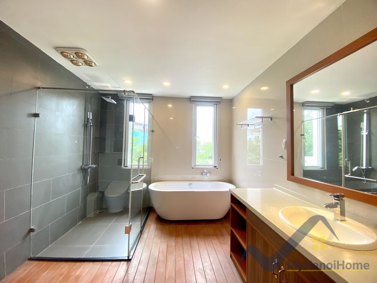 Thuê biệt thự Vinhomes Riverside song lập, có phòng Karaoke 11