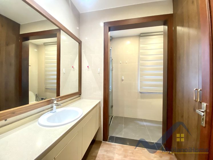 Thuê biệt thự Vinhomes Riverside song lập, có phòng Karaoke 14