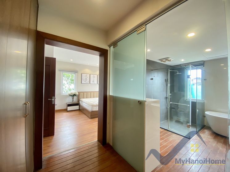 Thuê biệt thự Vinhomes Riverside song lập, có phòng Karaoke 19