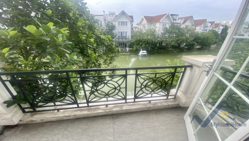 Thuê biệt thự Vinhomes Riverside song lập mới hoàn thiện 12