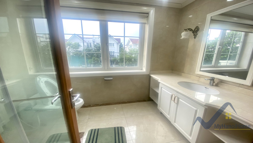 Thuê biệt thự Vinhomes Riverside song lập mới hoàn thiện 14