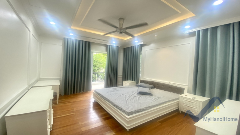 Thuê biệt thự Vinhomes Riverside song lập mới hoàn thiện 15