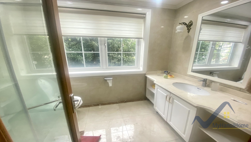Thuê biệt thự Vinhomes Riverside song lập mới hoàn thiện 17