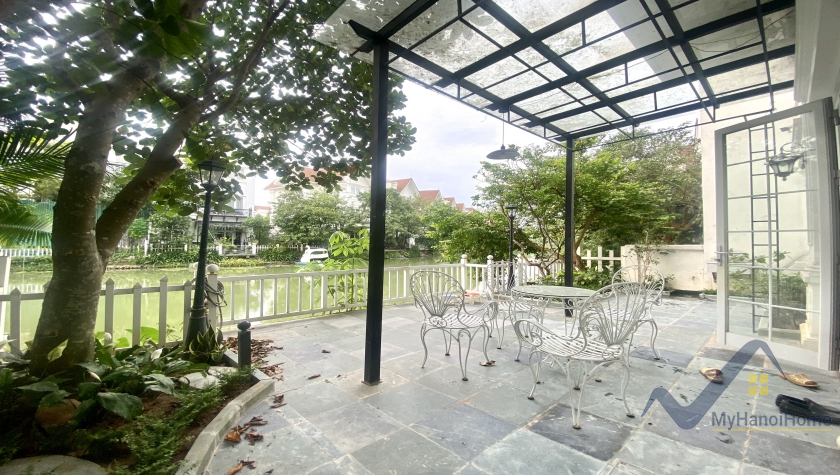 Thuê biệt thự Vinhomes Riverside song lập mới hoàn thiện 7