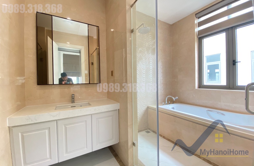 Thuê biệt thự Vinhomes The Harmony căn đơn lập gần Vinschool 18