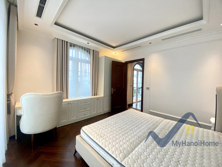 Thuê đơn lập Vinhomes Harmony Nguyệt Quế, full nội thất, có thang máy 16