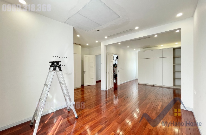 Thuê liền kề Vinhome Harmony full đồ gần trường Vinschool và Hồ 13