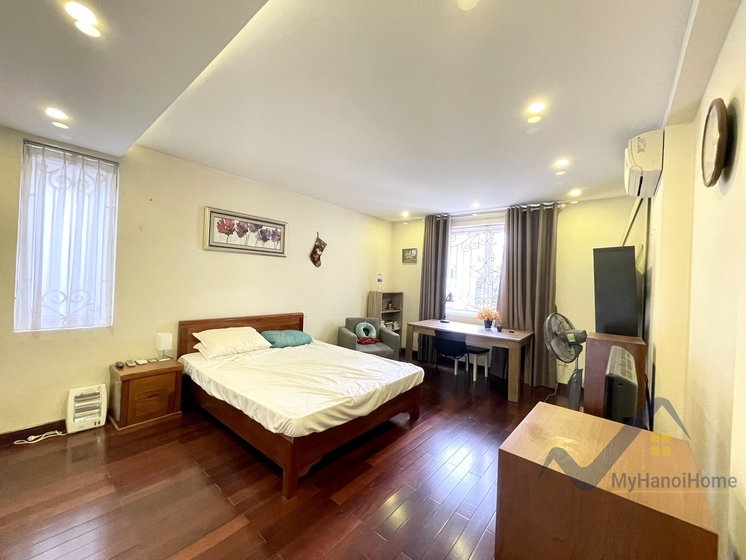 Thuê liền kề Vinhomes Riverside trang bị full nội thất hiện đại 16