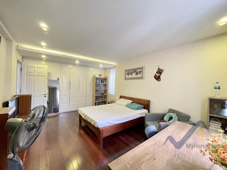 Thuê liền kề Vinhomes Riverside trang bị full nội thất hiện đại 17