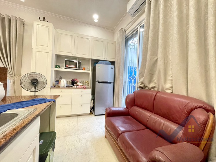 Thuê liền kề Vinhomes Riverside trang bị full nội thất hiện đại 6