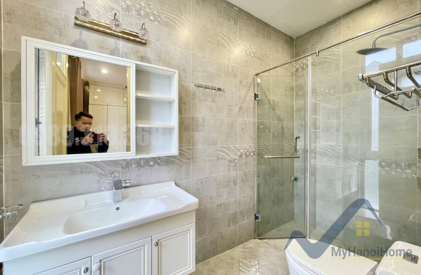 Thuê nhà liên kề Vinhomes Harmony đủ đồ có thang máy 14