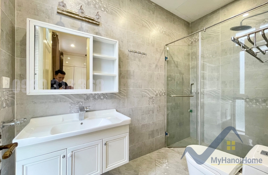 Thuê nhà liên kề Vinhomes Harmony đủ đồ có thang máy 8
