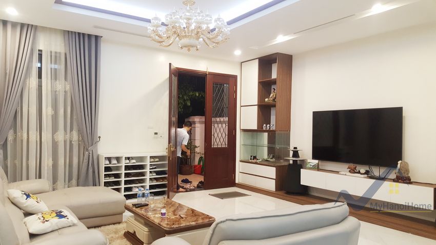 Thuê nhà liền kề Vinhomes Harmony gần trường Vinschool full nội thất 3