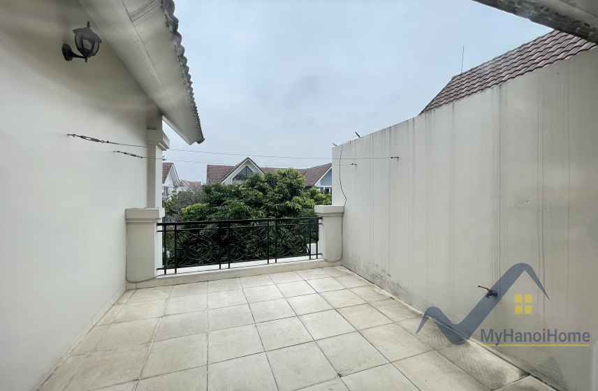 Thuê nhà Vinhomes Riverside căn song lập khu Hoa Sữa 14