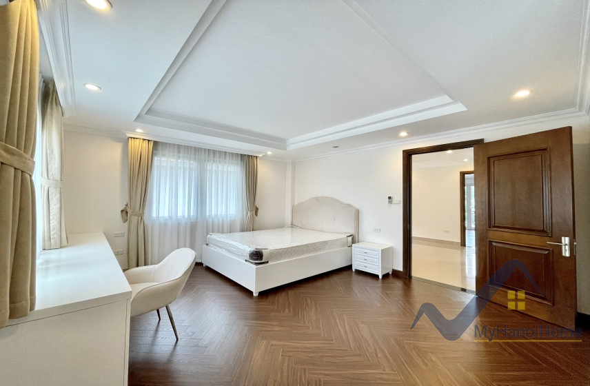 Thuê nhà Vinhomes Riverside căn song lập khu Hoa Sữa 15