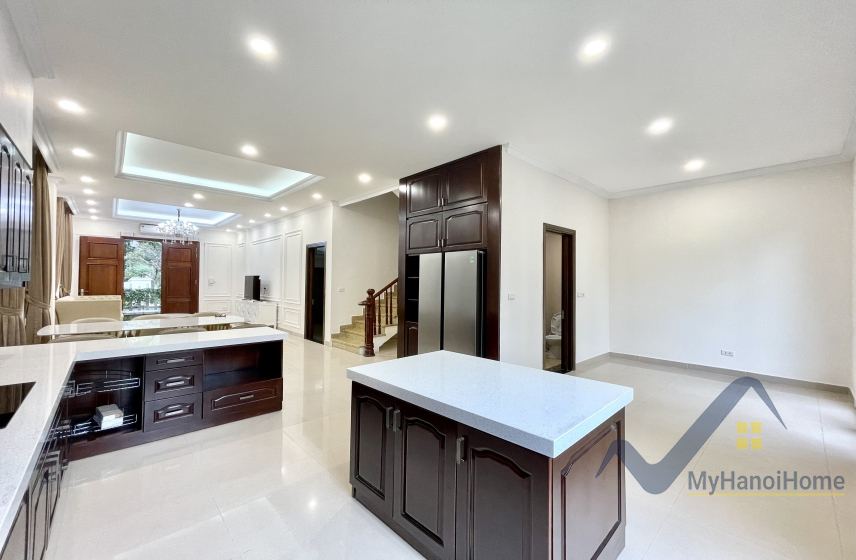 Thuê nhà Vinhomes Riverside căn song lập khu Hoa Sữa 3