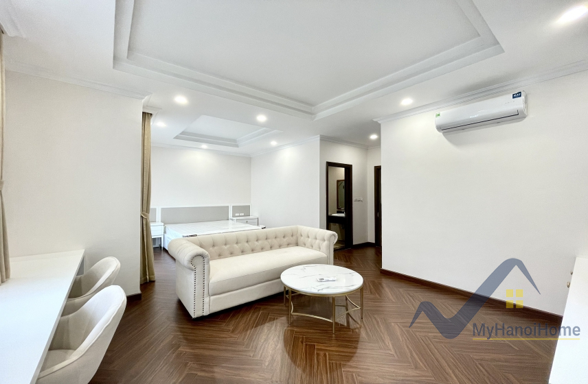 Thuê nhà Vinhomes Riverside căn song lập khu Hoa Sữa 8