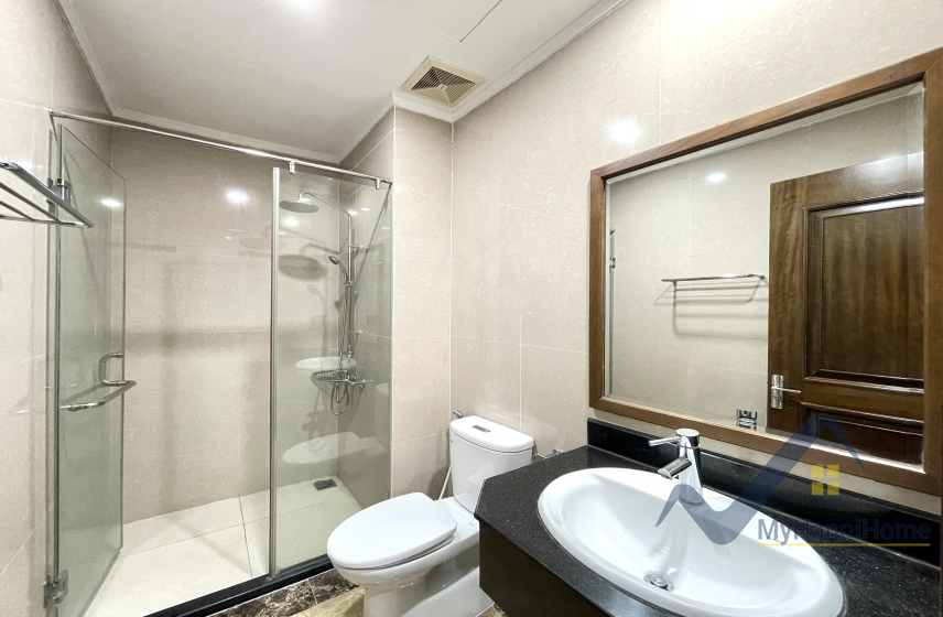 Thuê nhà Vinhomes Riverside căn song lập khu Hoa Sữa 9