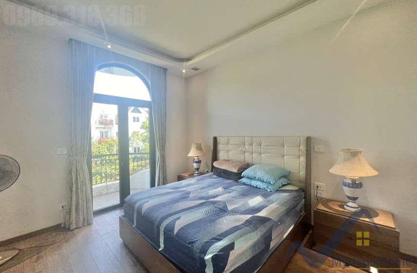 Thuê nhà Vinhomes Riverside đủ nội thất căn song lập 4PN 6