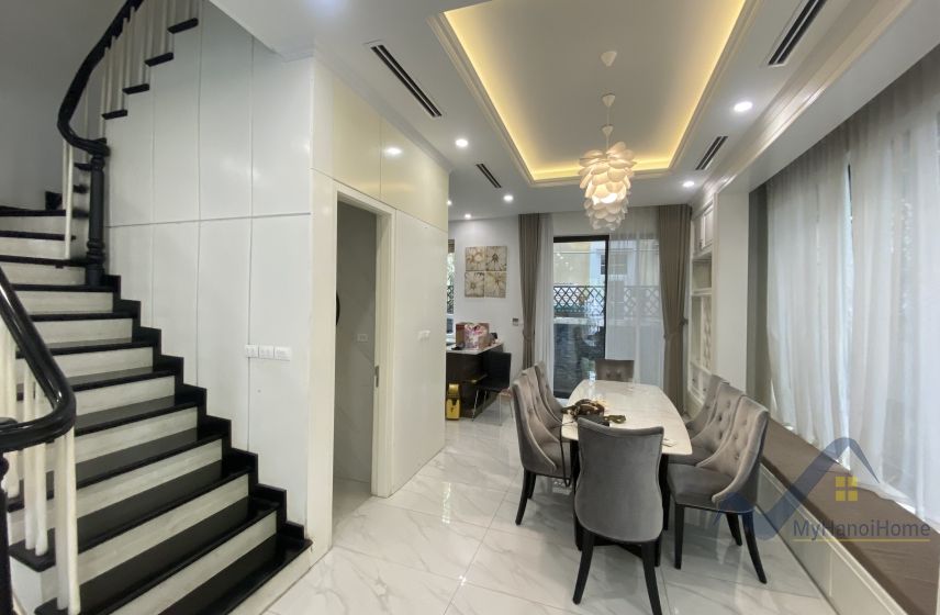 Thuê nhà Vinhomes Riverside Hà Nội hoàn thiện full nội thất 4
