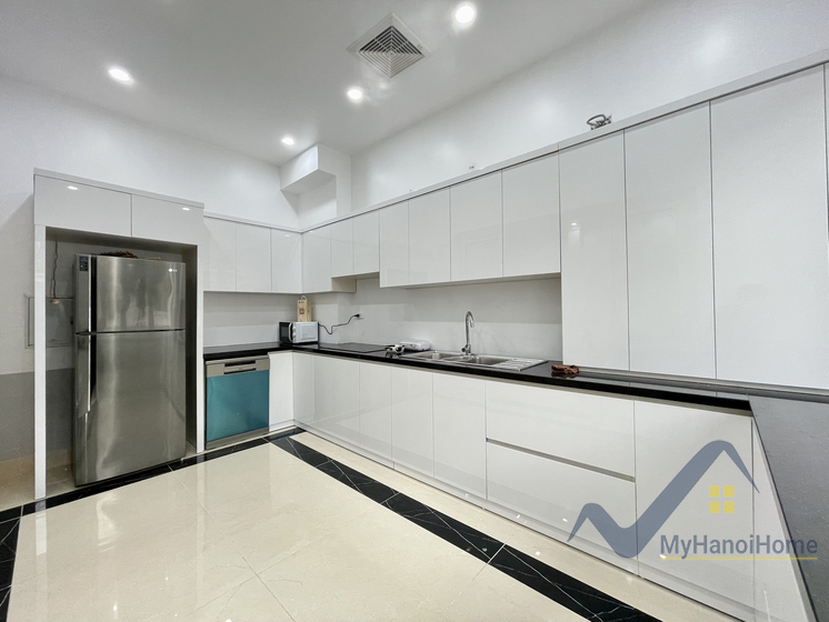 Thuê song lập biệt thự Vinhomes Riverside khu Hoa Sữa 5